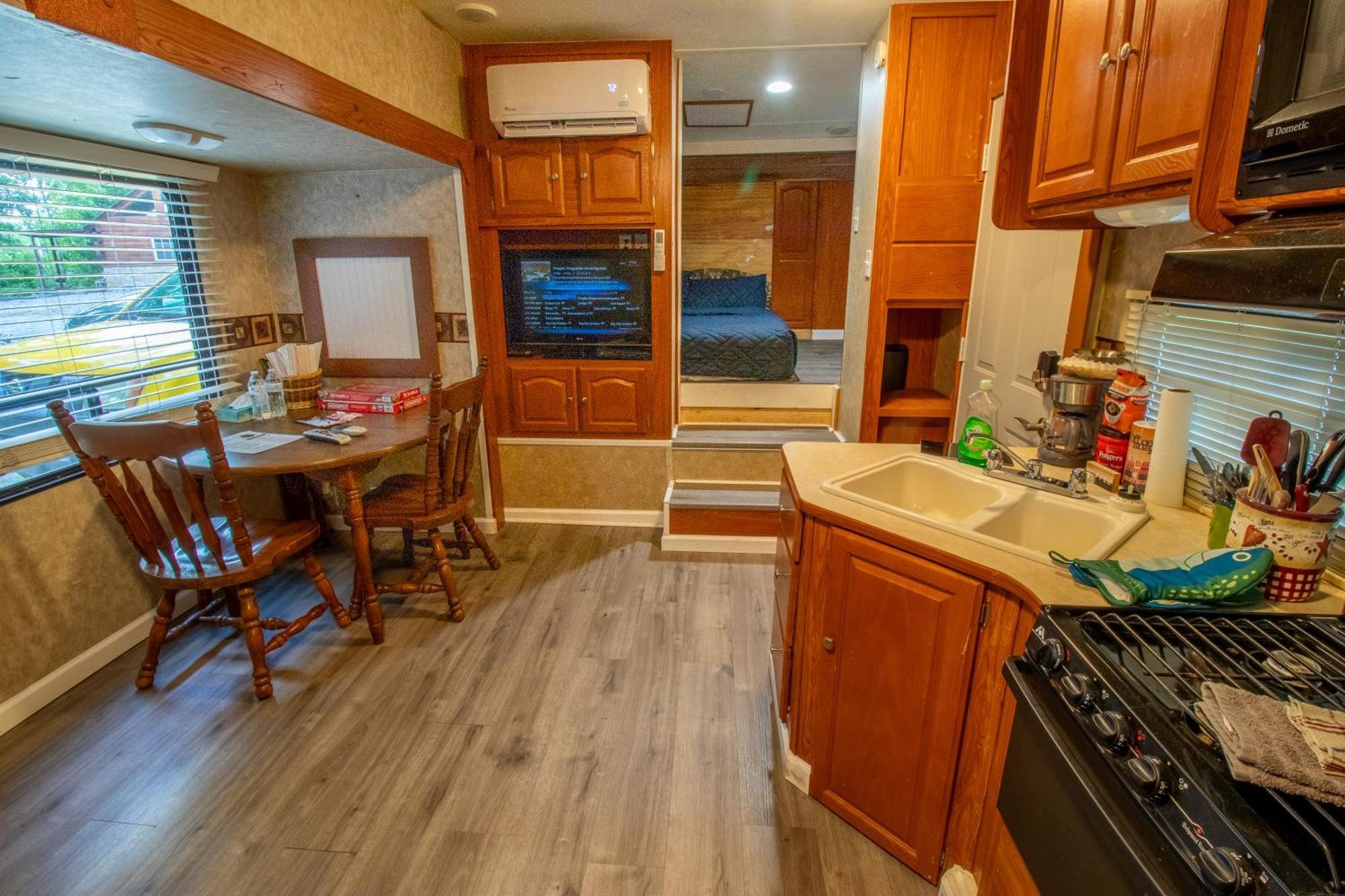 Kozy Haven Log Cabin Rentals Columbia Экстерьер фото